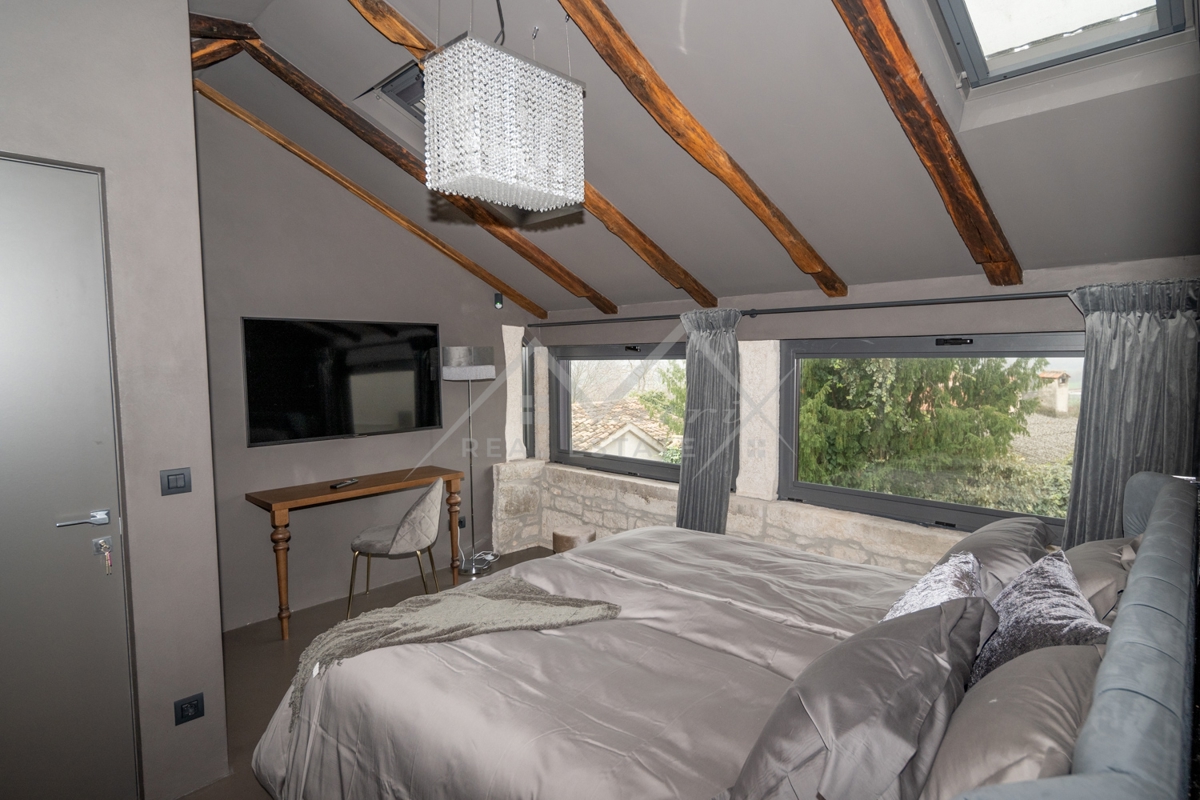 Hiša Poreč, 350m2