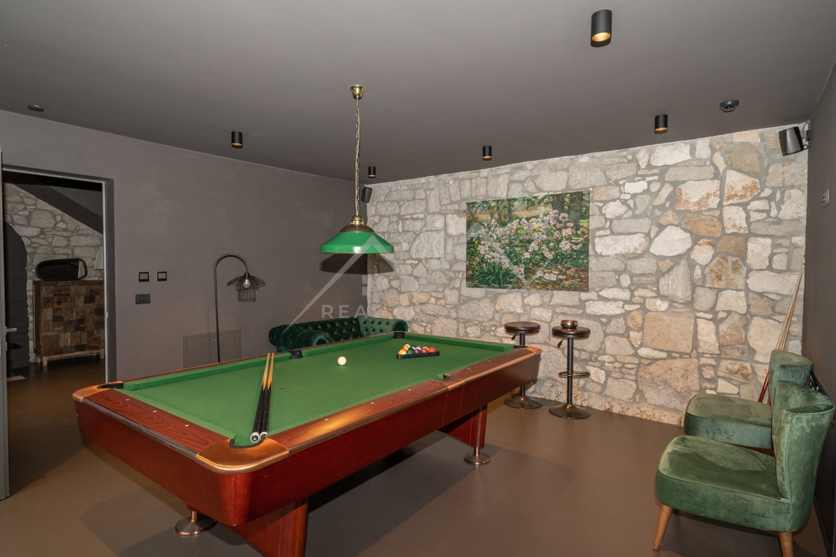 Hiša Poreč, 350m2