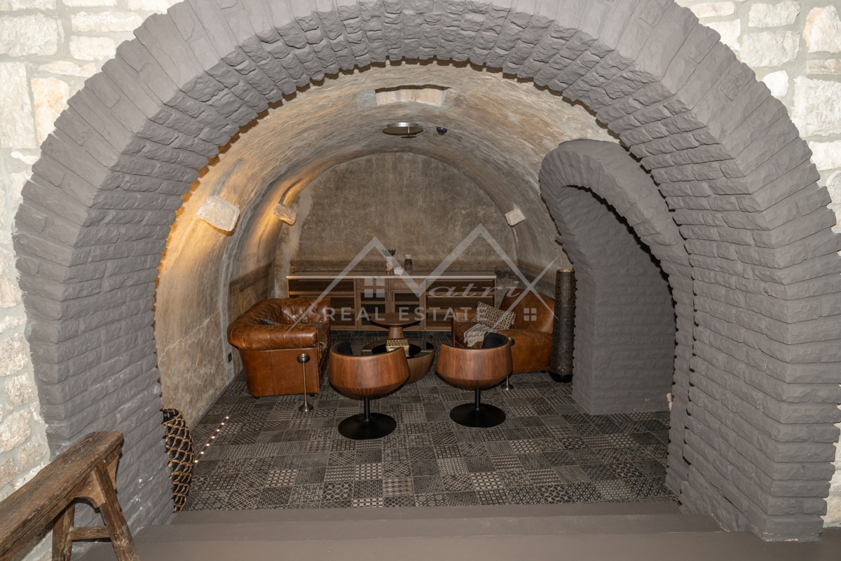 Hiša Poreč, 350m2
