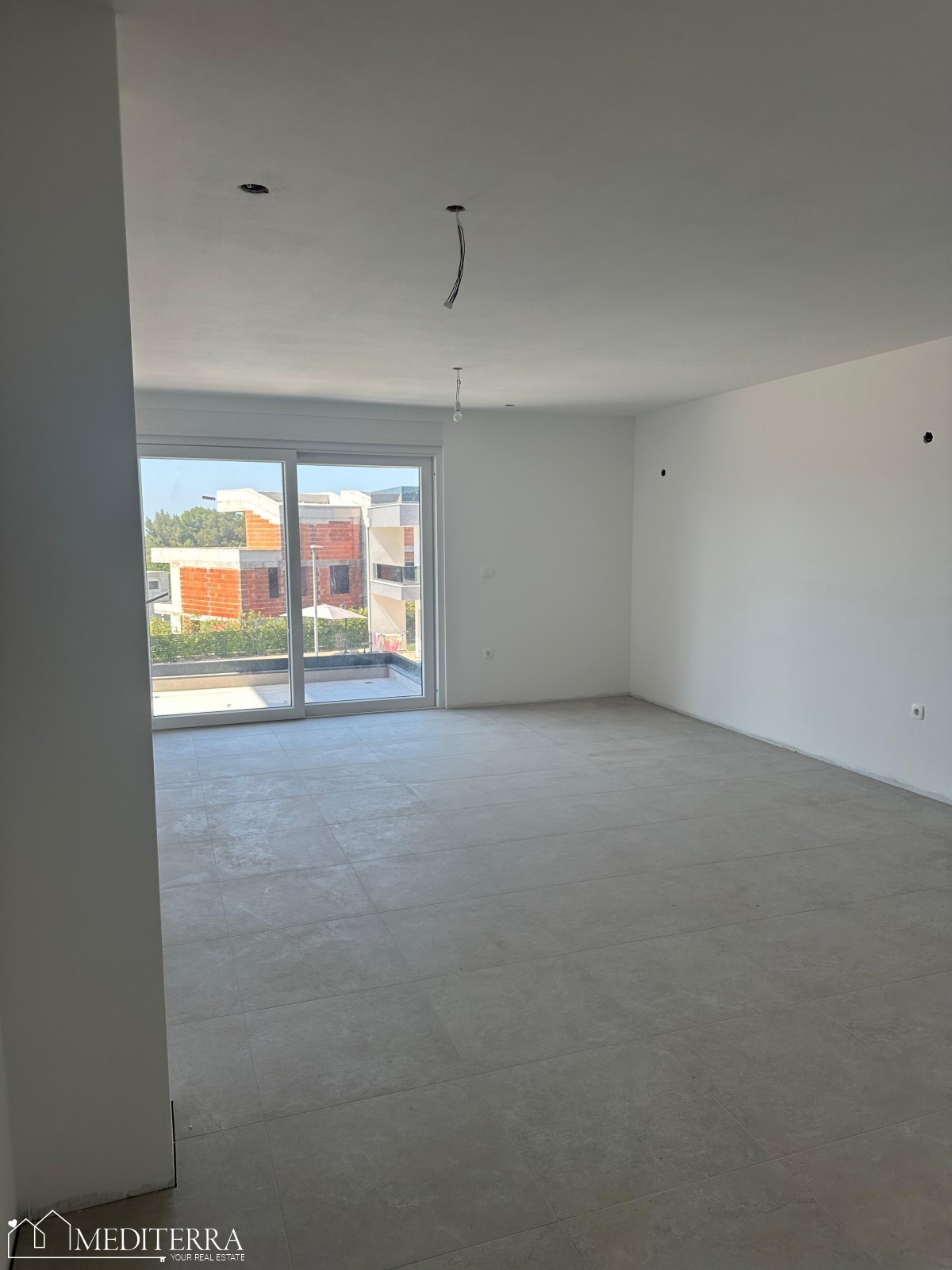 Apartma s strešno teraso in pogledom na morje, Vabriga, Istra