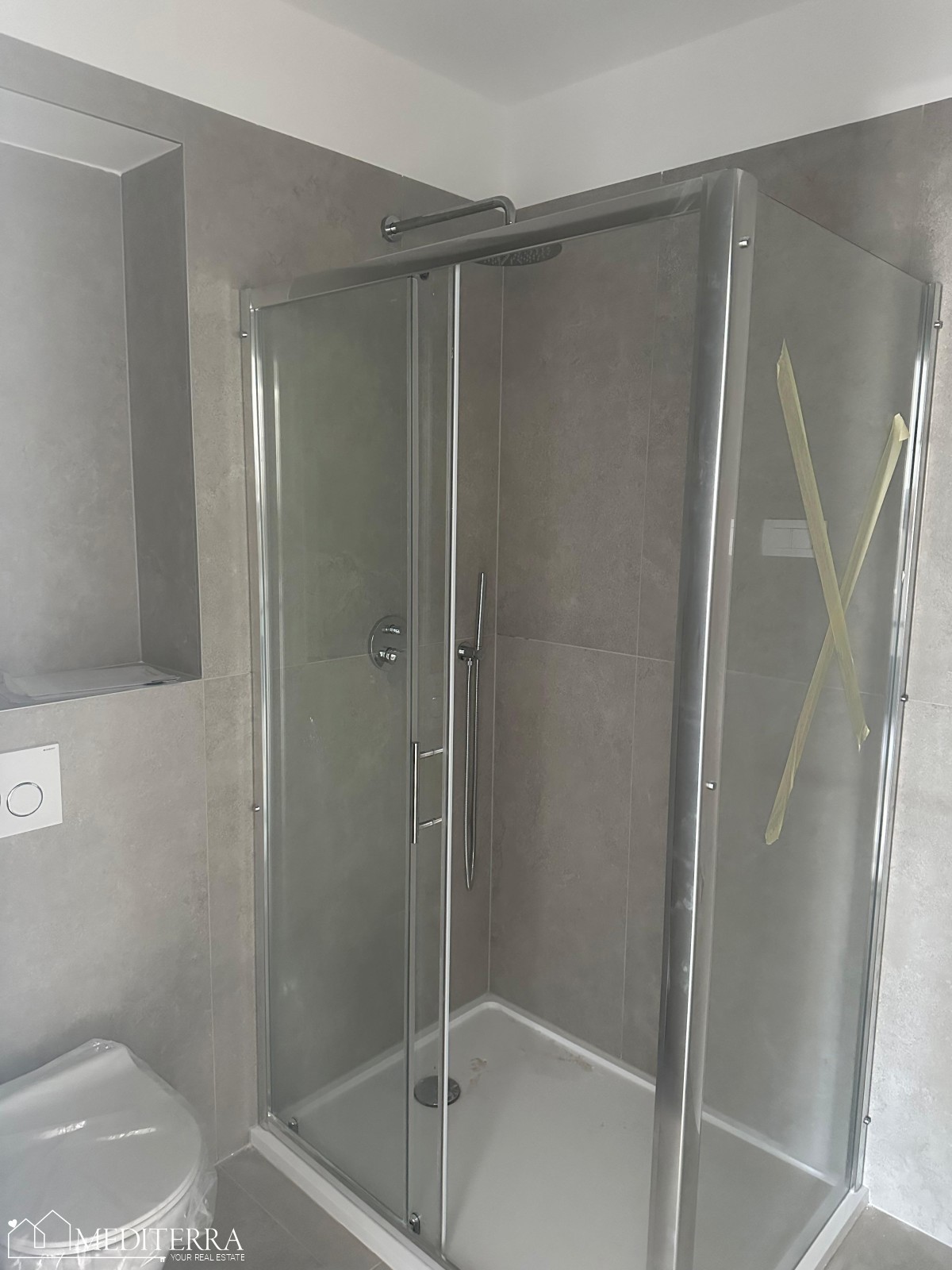 Apartma s strešno teraso in pogledom na morje, Vabriga, Istra