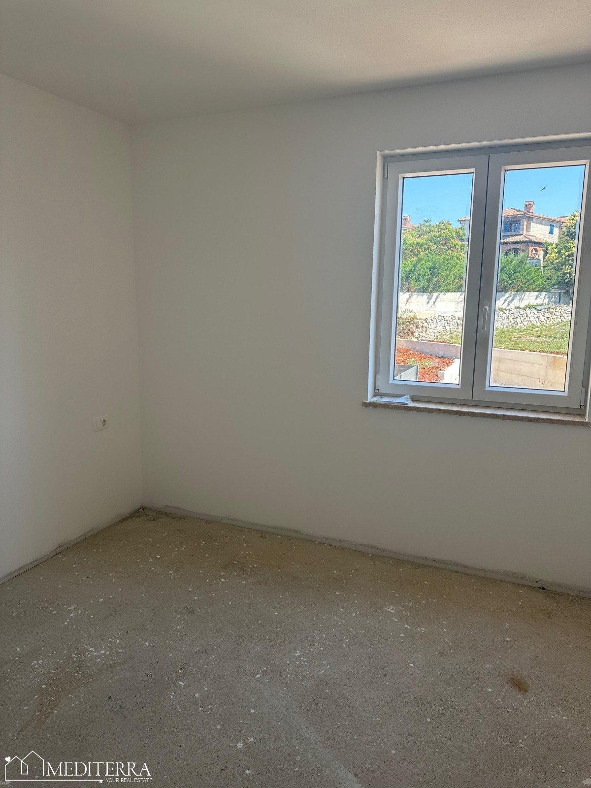 Apartma s strešno teraso in pogledom na morje, Vabriga, Istra