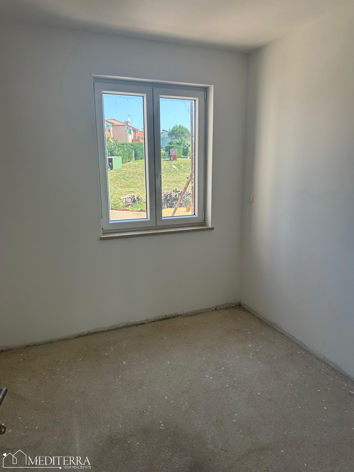 Apartma s strešno teraso in pogledom na morje, Vabriga, Istra