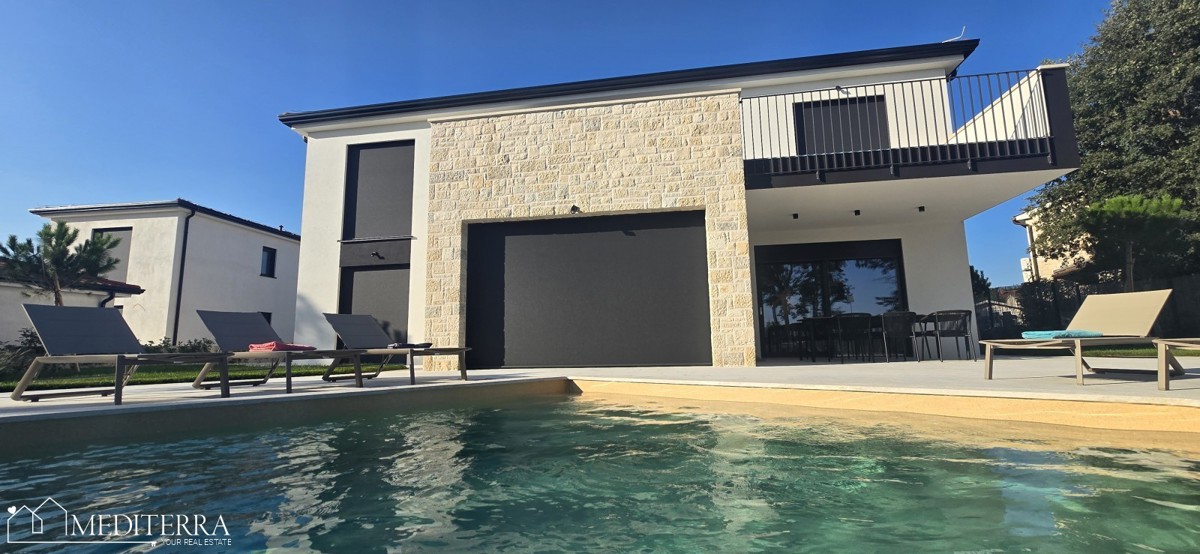 Kakovostno zgrajena vila na mirni lokaciji, Sveti Lovreč, Istra