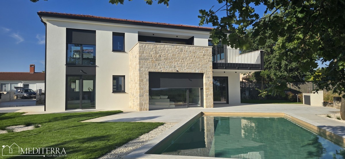 Kakovostno zgrajena vila na mirni lokaciji, Sveti Lovreč, Istra