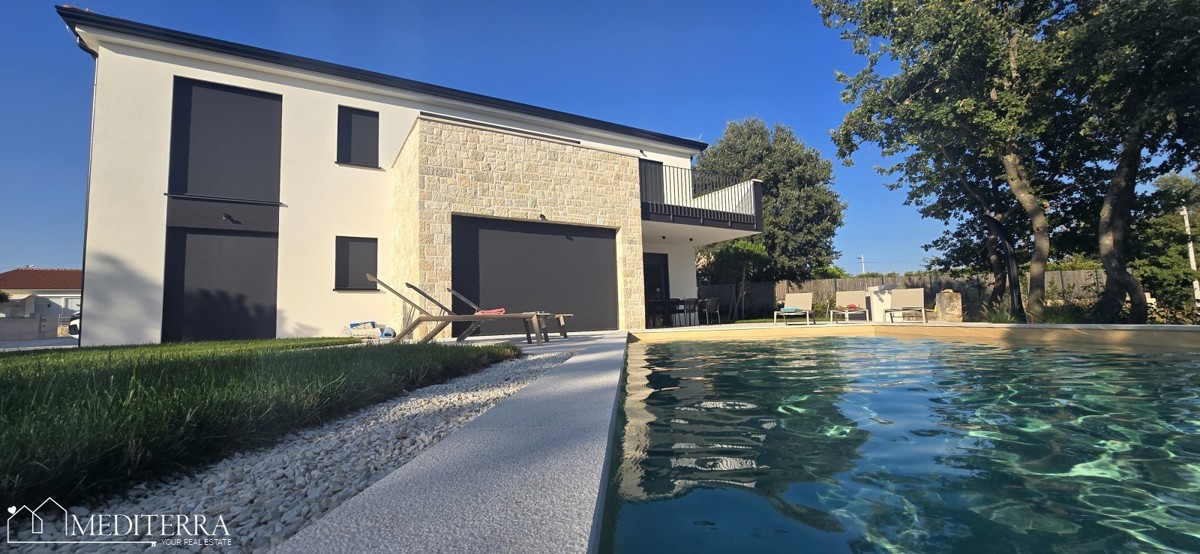 Kakovostno zgrajena vila na mirni lokaciji, Sveti Lovreč, Istra