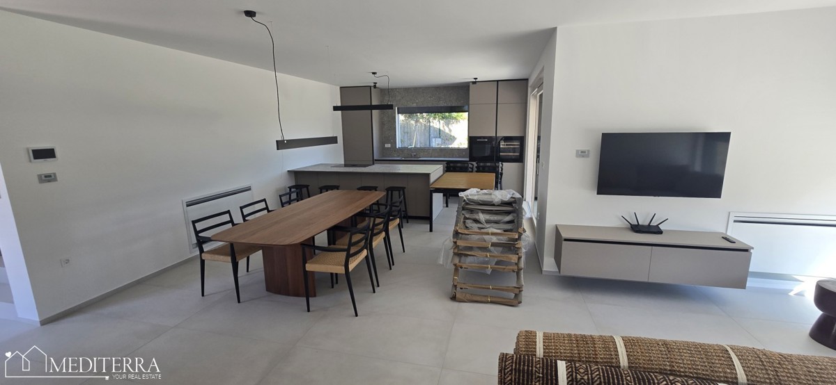 Kakovostno zgrajena vila na mirni lokaciji, Sveti Lovreč, Istra