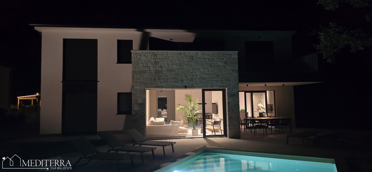 Kakovostno zgrajena vila na mirni lokaciji, Sveti Lovreč, Istra