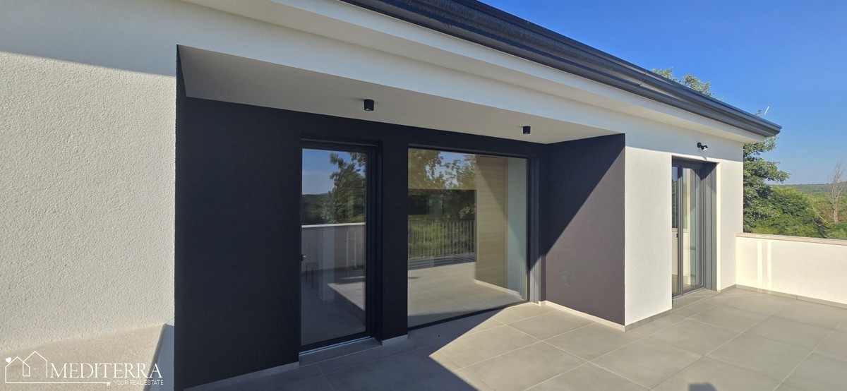 Kakovostno zgrajena vila na mirni lokaciji, Sveti Lovreč, Istra