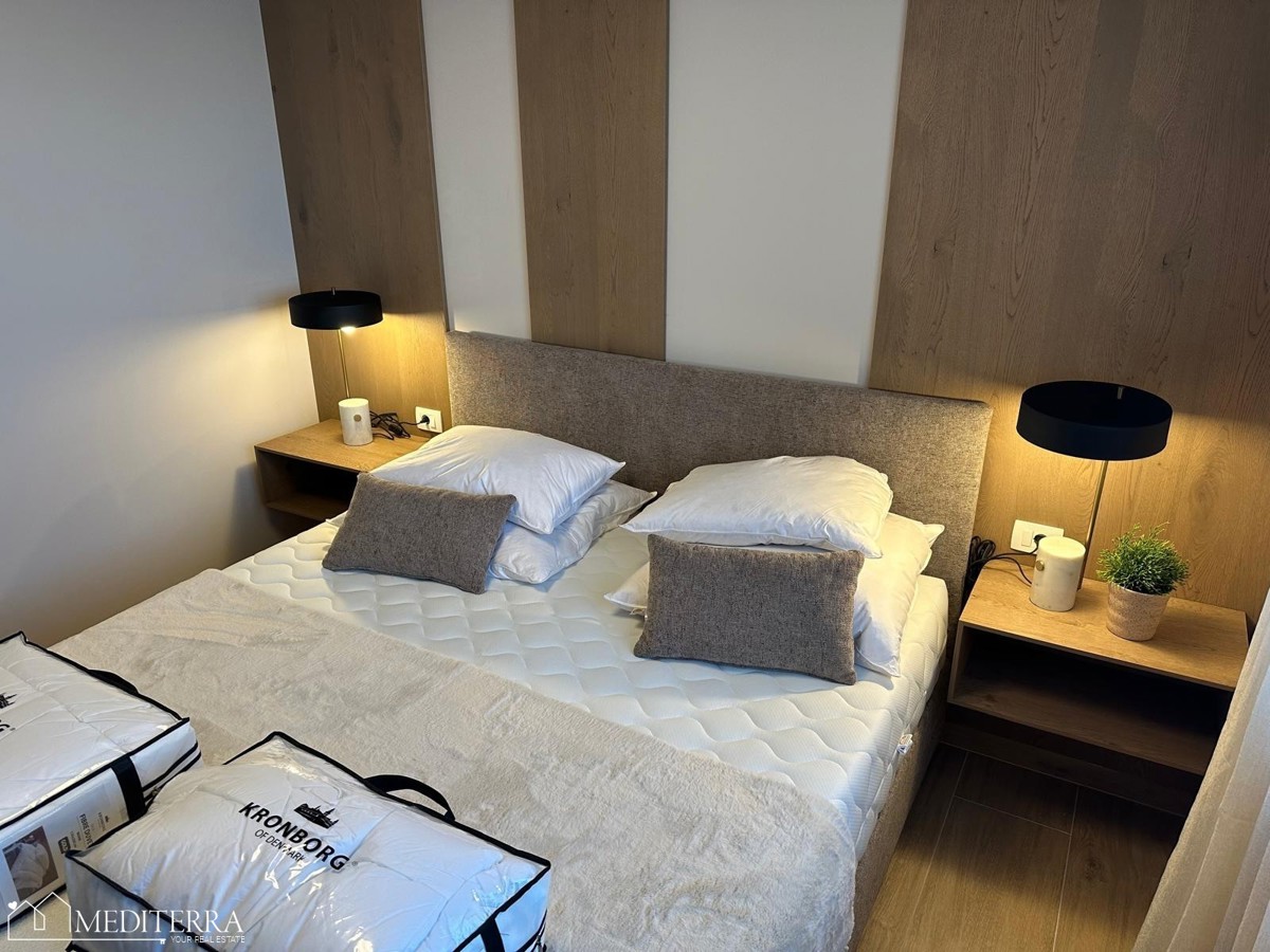 Stanovanje S6 v 1. nadstropju moderne novogradnje, Novigrad Istra