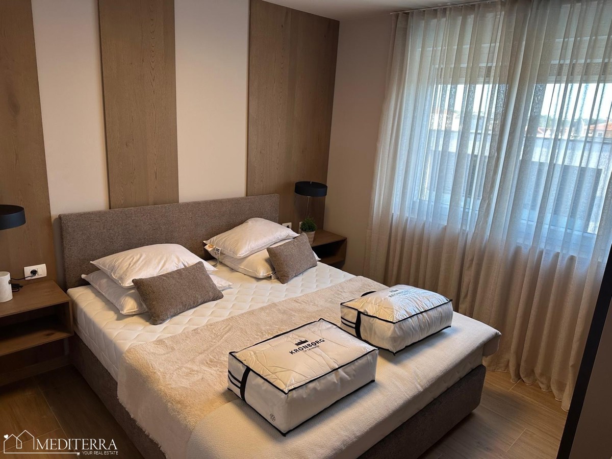 Stanovanje S6 v 1. nadstropju moderne novogradnje, Novigrad Istra