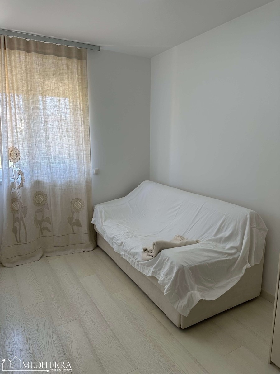 Prostoren apartma s pogledom na morje, Novigrad, Istra