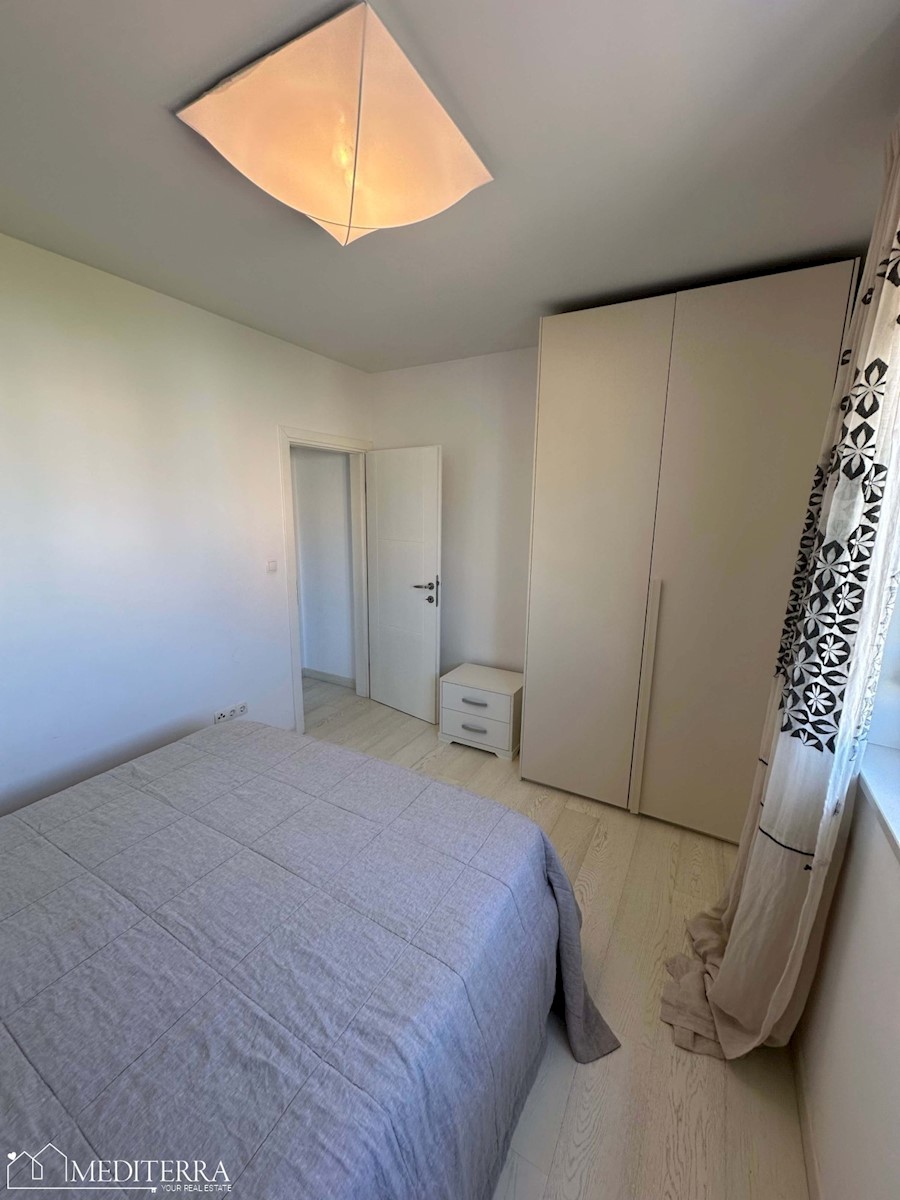 Prostoren apartma s pogledom na morje, Novigrad, Istra