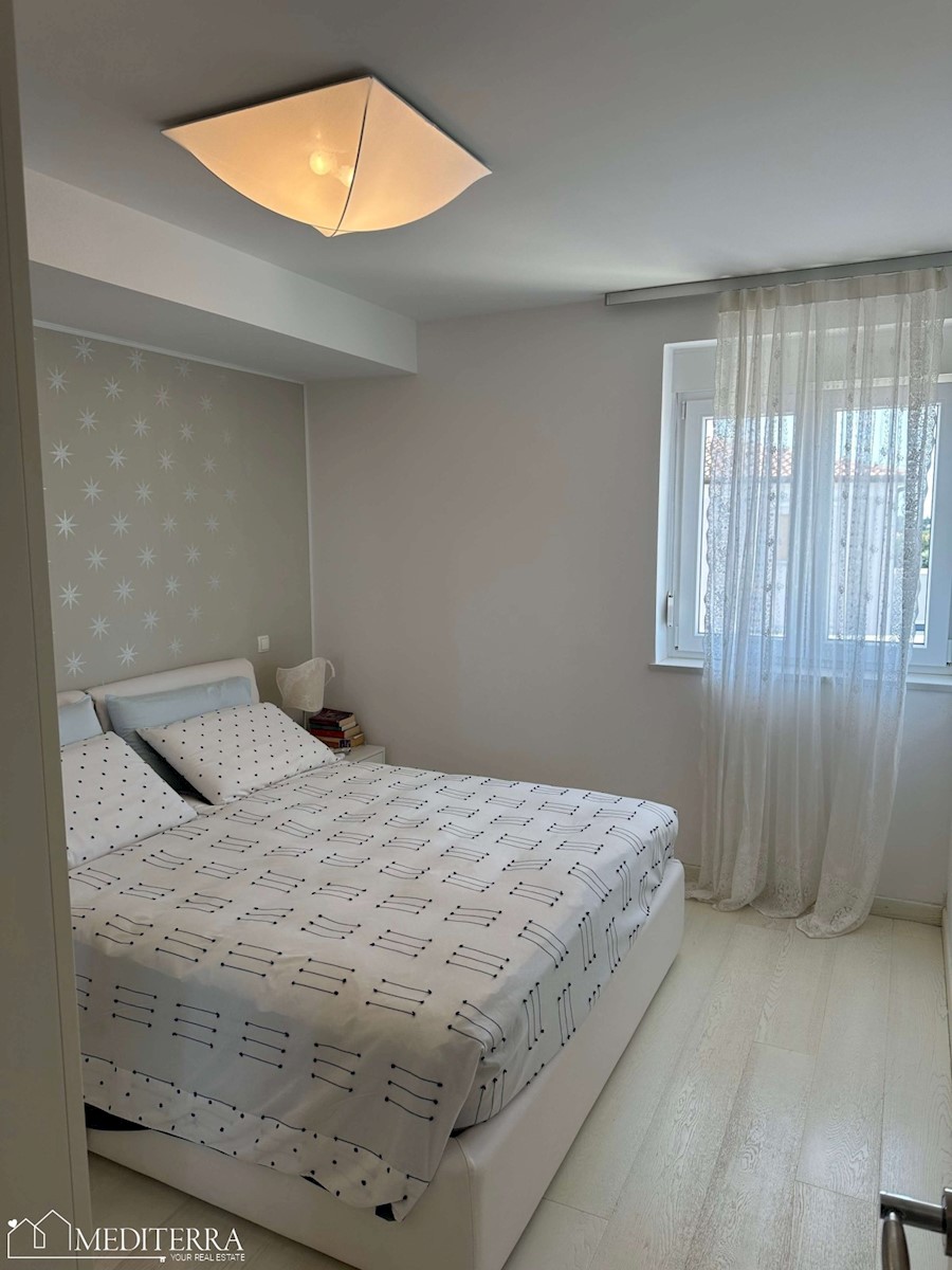 Prostoren apartma s pogledom na morje, Novigrad, Istra