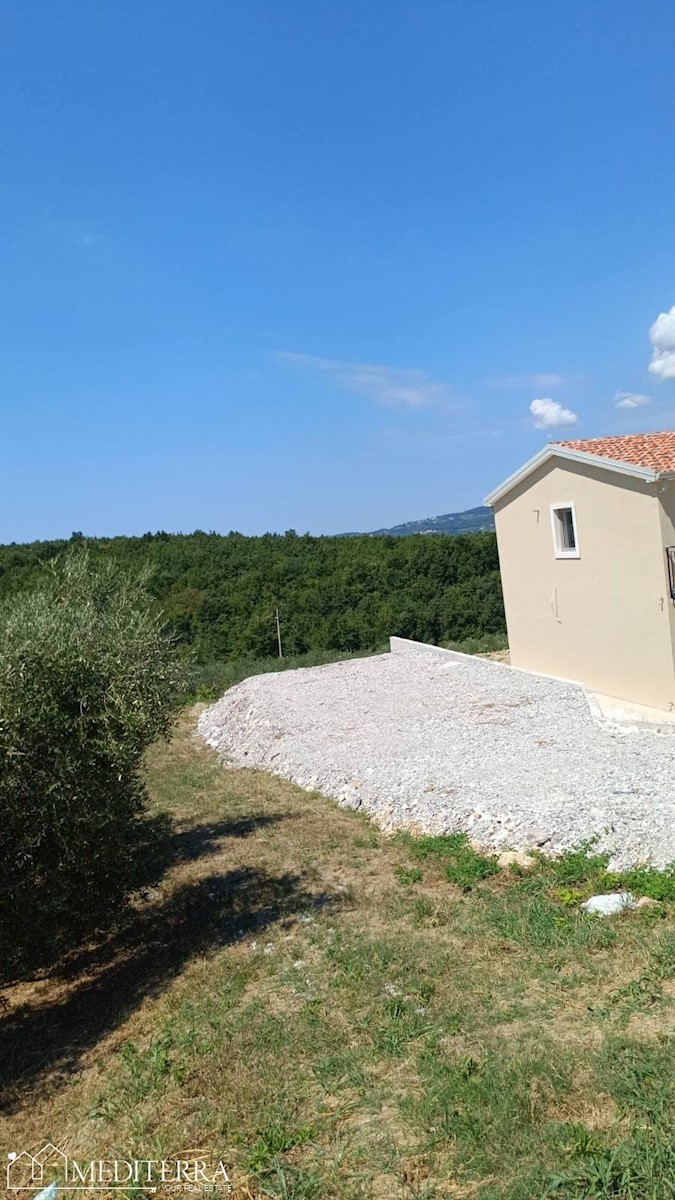Zazidljivo zemljišče v Vižinadi, Istra