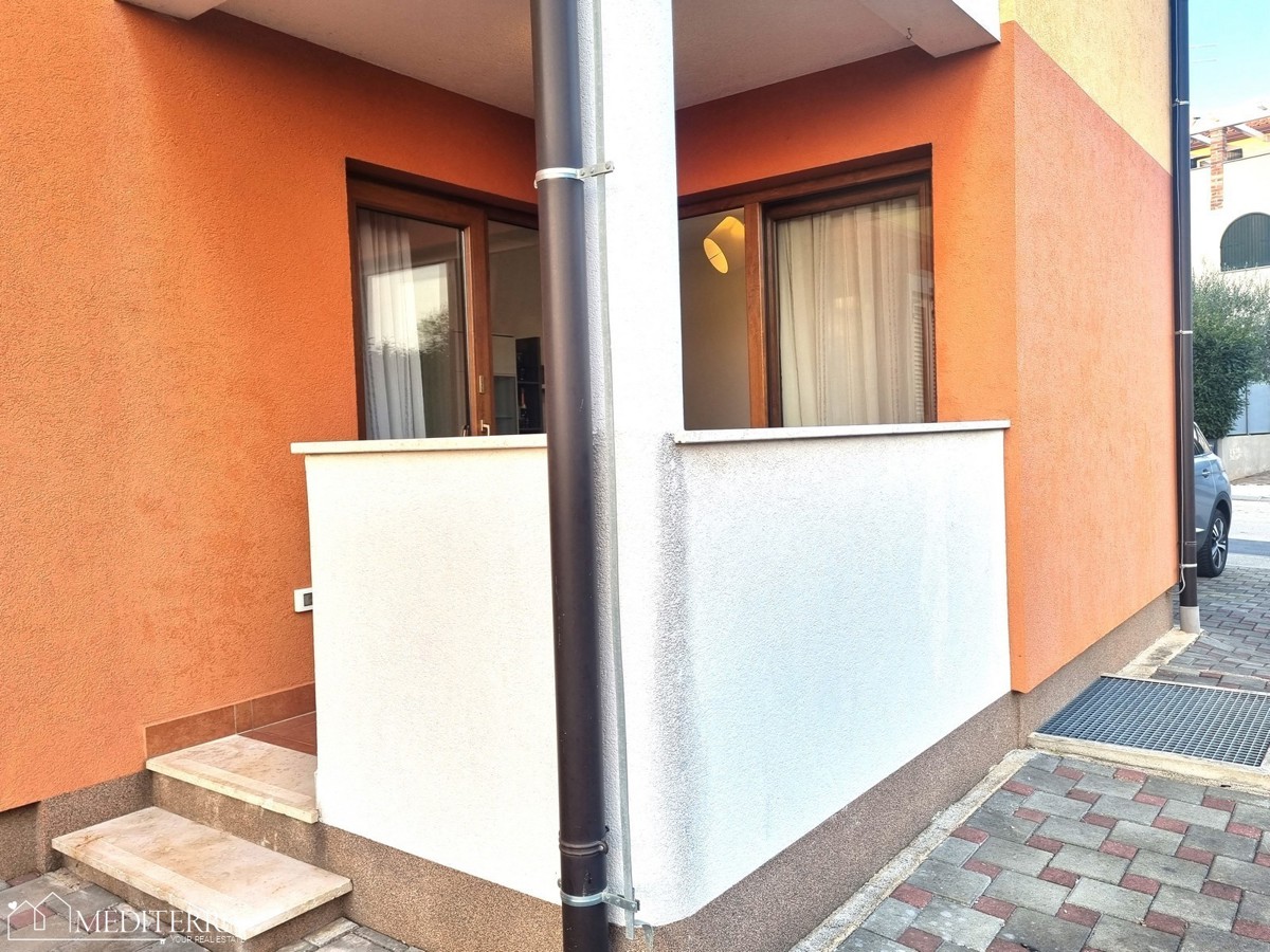 Pritličje stanovanje na odlični lokaciji, Novigrad, Istra