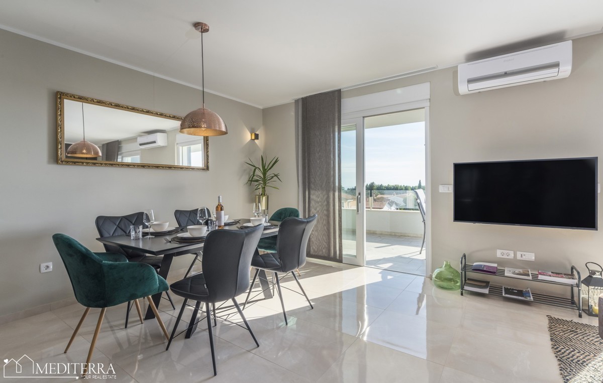 Čudovit penthouse na odlični lokaciji, Novigrad, Istra