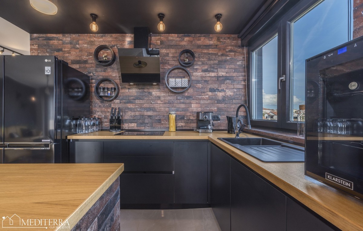 Čudovit penthouse na odlični lokaciji, Novigrad, Istra