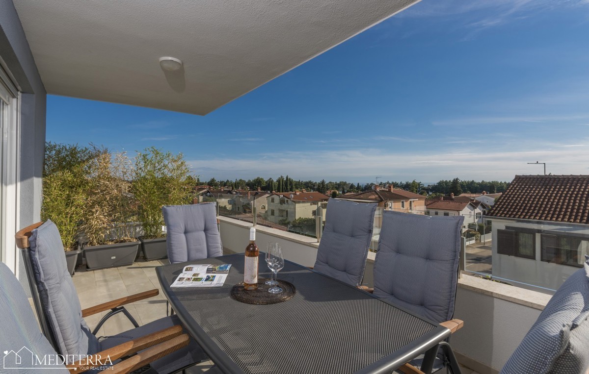 Čudovit penthouse na odlični lokaciji, Novigrad, Istra