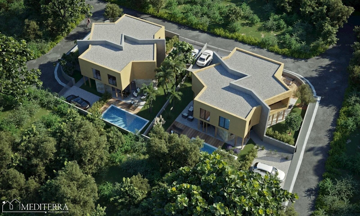 Vila dvojček 6000 m od morja, Brtonigla, Istra