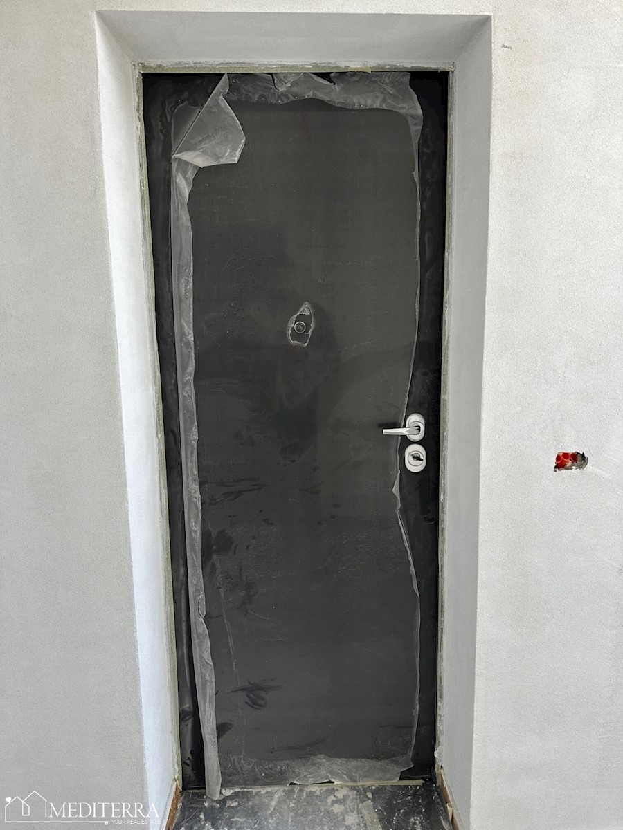 Stanovanje v 2. nadstropju s pogledom na morje, Novigrad, Istra