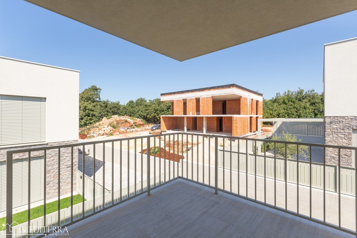 Apartma v prvem nadstropju s pogledom na morje v bližini Novigrada, Istra