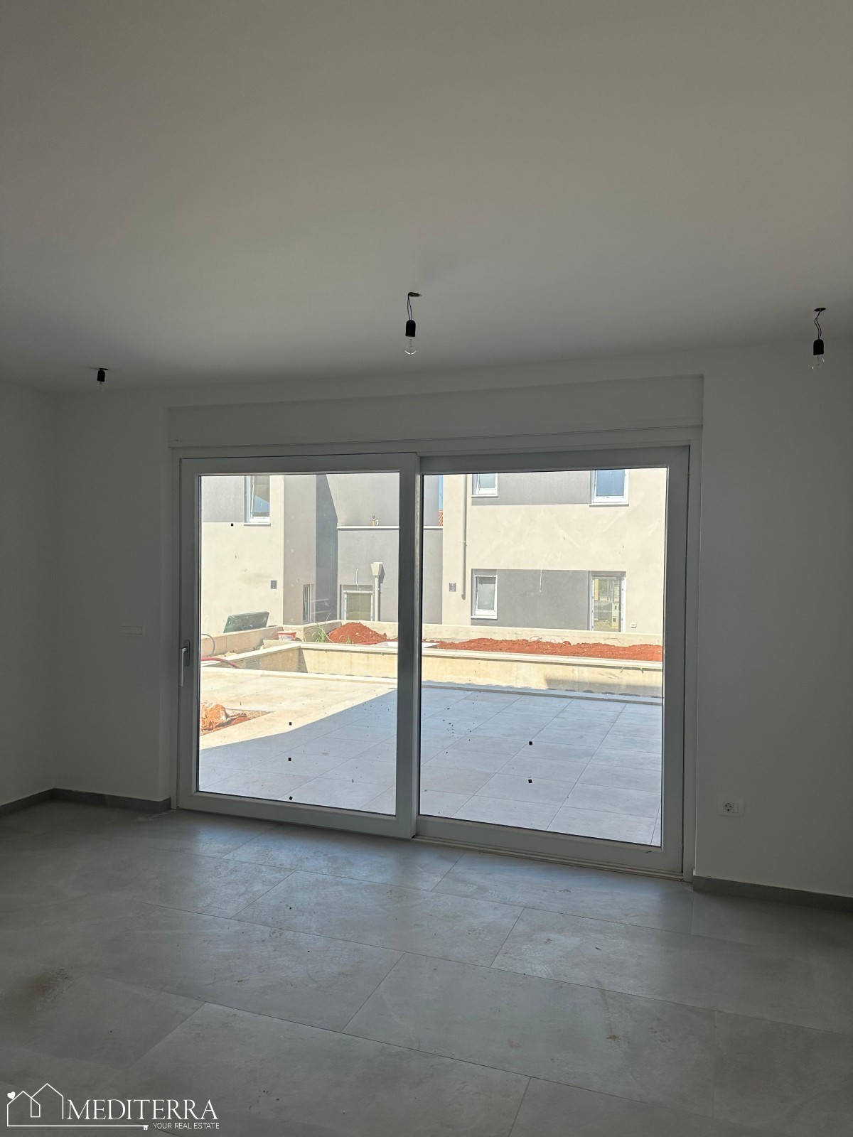 Apartma z bazenom na mirni lokaciji, blizu Novigrada, Istra