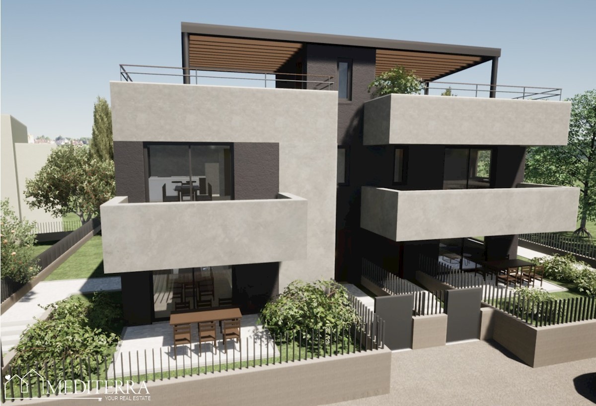Pritlični apartma 108m2 na odlični lokaciji, Poreč, Istra