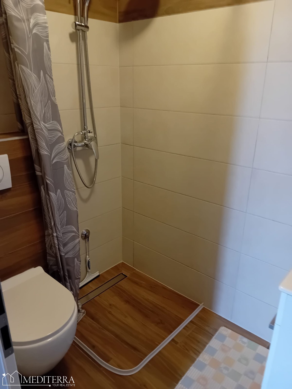 Hiša na odlični lokaciji blizu morja, Novigrad, Istra