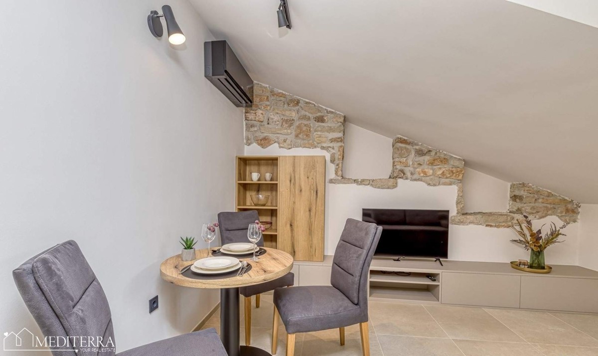 Hiša s 3 apartmaji na odlični lokaciji, Vrsar, Istra