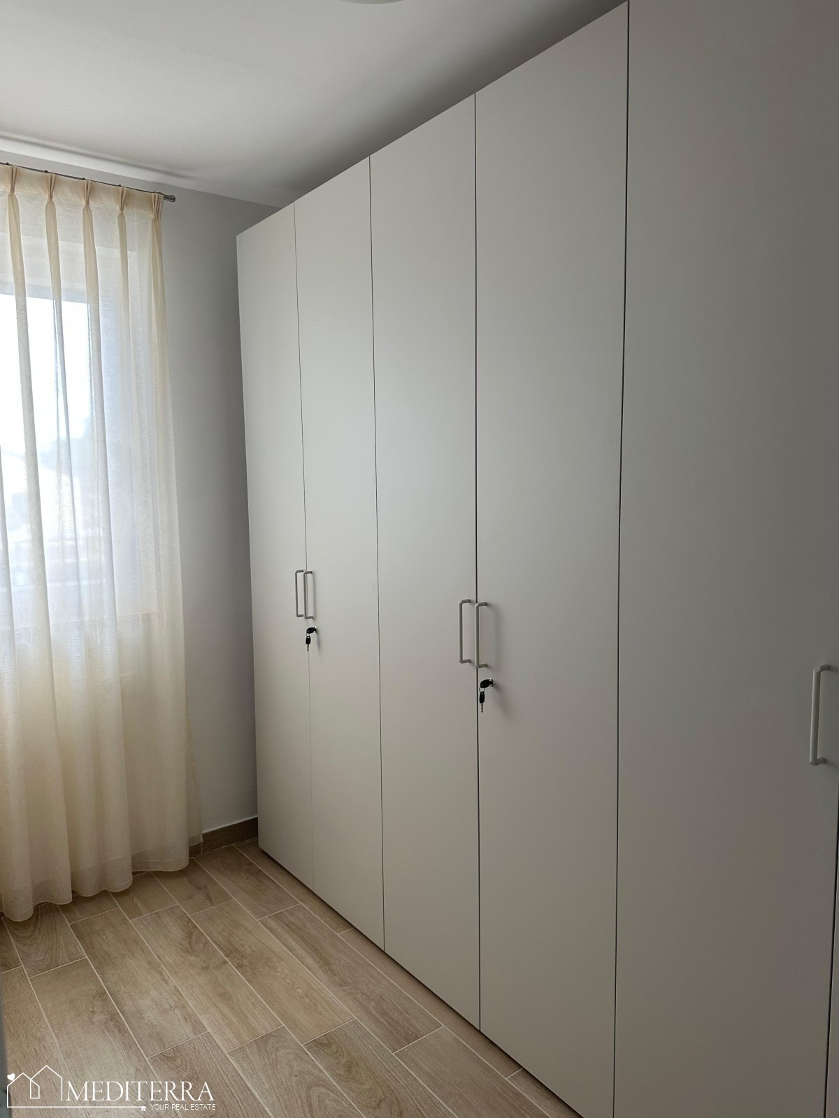 Apartma s tremi spalnicami in čudovitim pogledom na morje, Novigrad, Istra