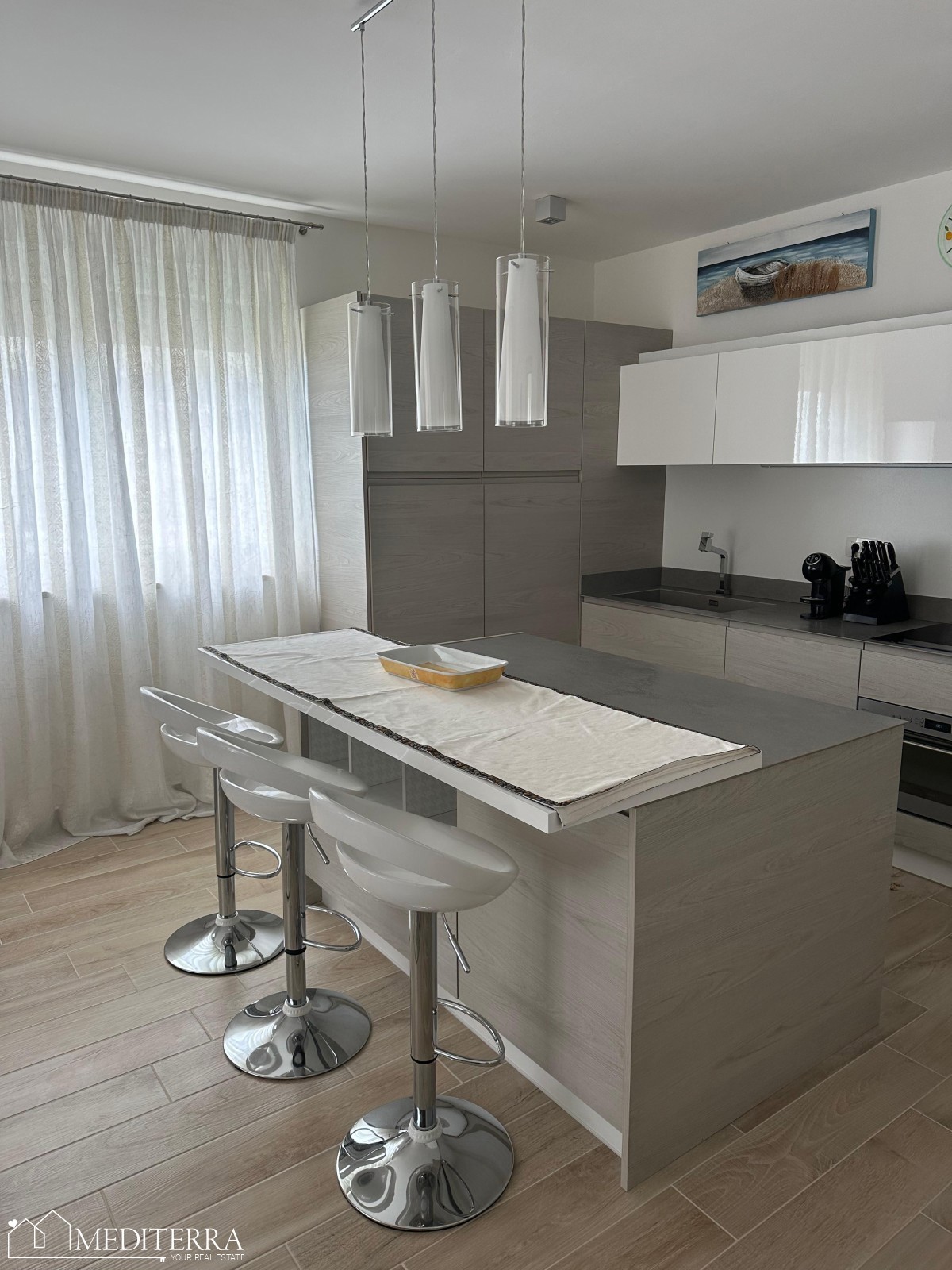 Apartma s tremi spalnicami in čudovitim pogledom na morje, Novigrad, Istra