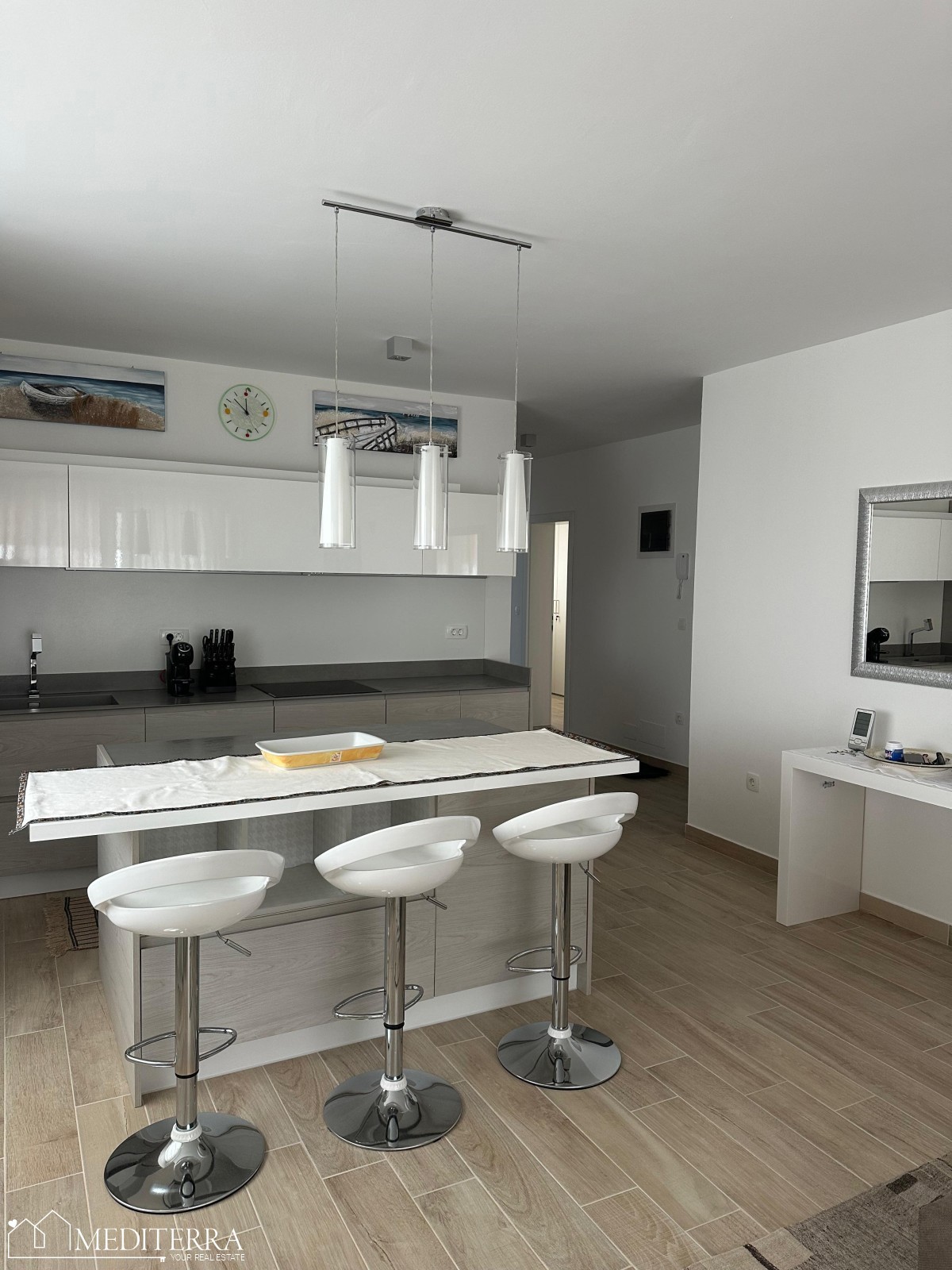 Apartma s tremi spalnicami in čudovitim pogledom na morje, Novigrad, Istra