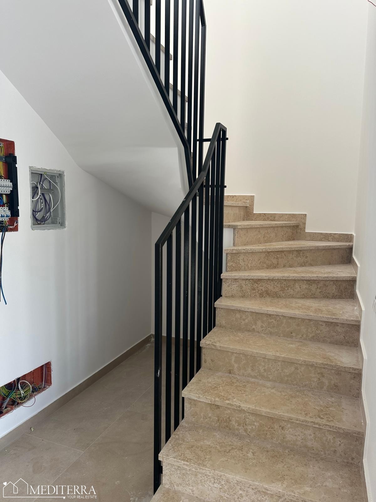 Moderna vrstna hiša, novogradnja S1, Vabriga, Istra
