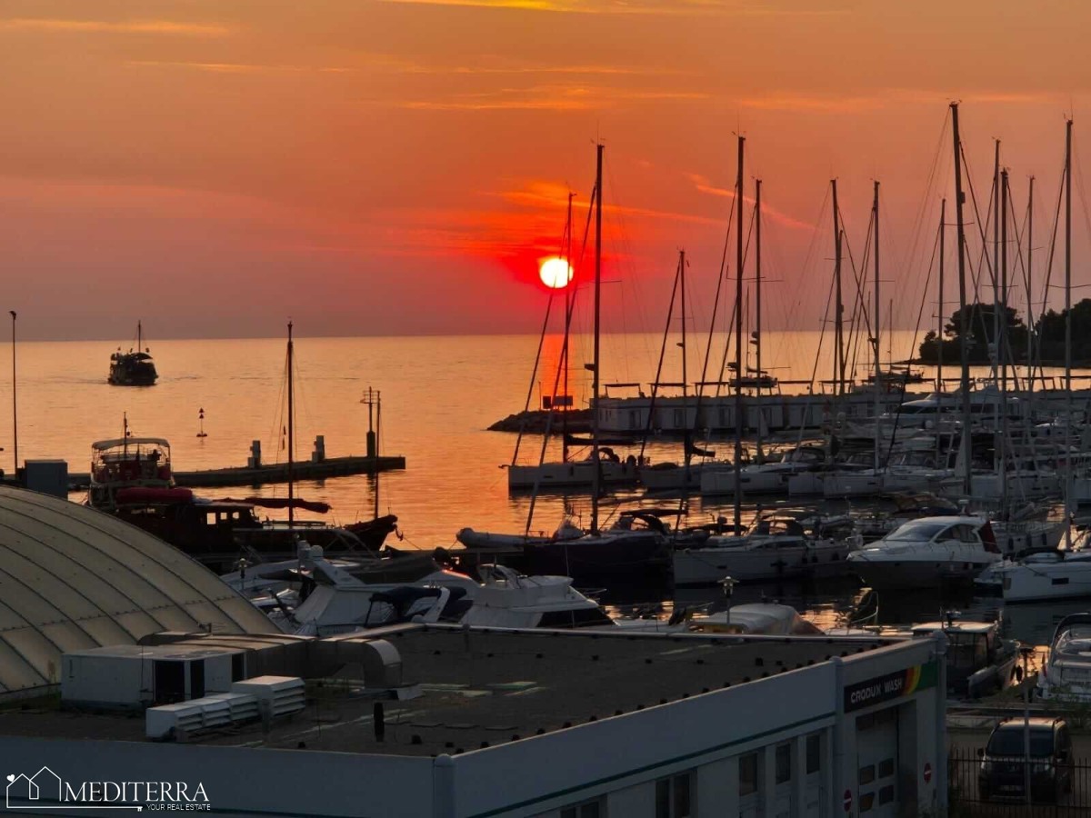 Penthouse na edinstveni lokaciji, Novigrad, Istra