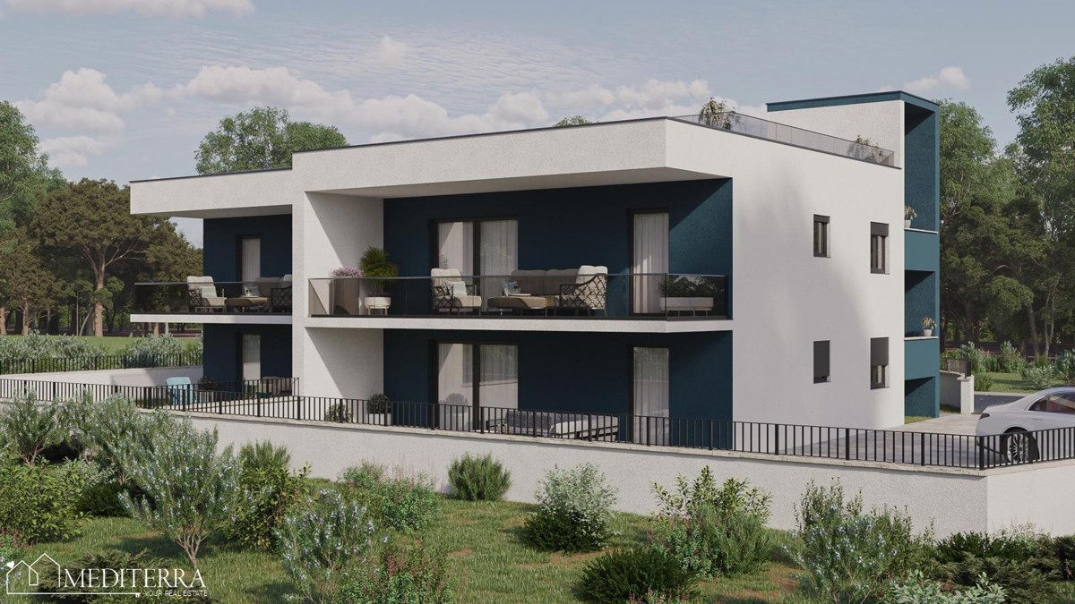 Apartma s strešno teraso in pogledom na morje, Novigrad, Istra