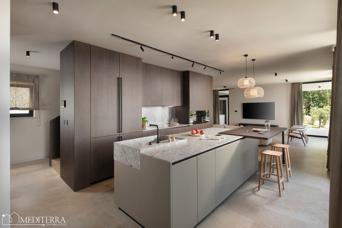 Vila s čudovitim razgledom na morje in otok Cres, Plomin, Istra