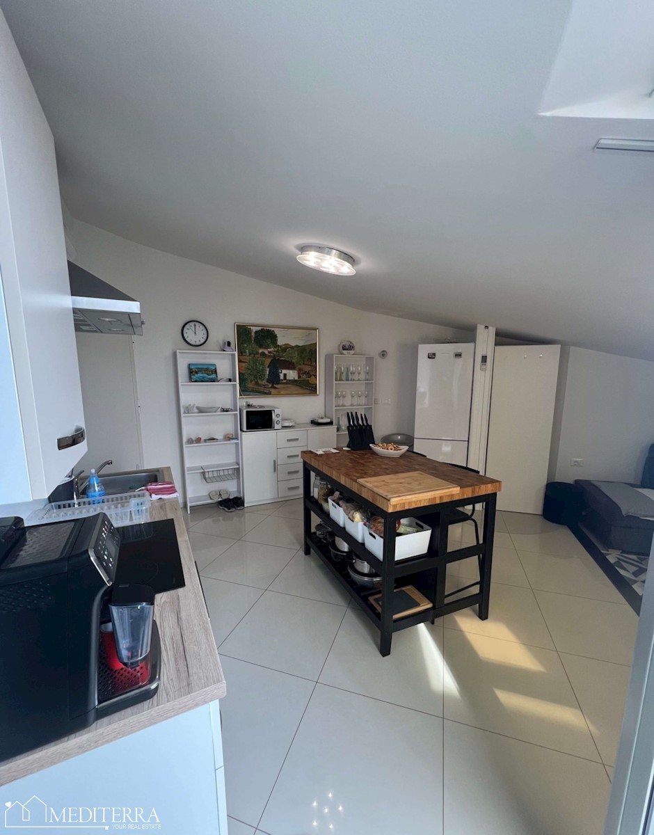 Apartma s pogledom na morje, Novigrad - Odlična priložnost