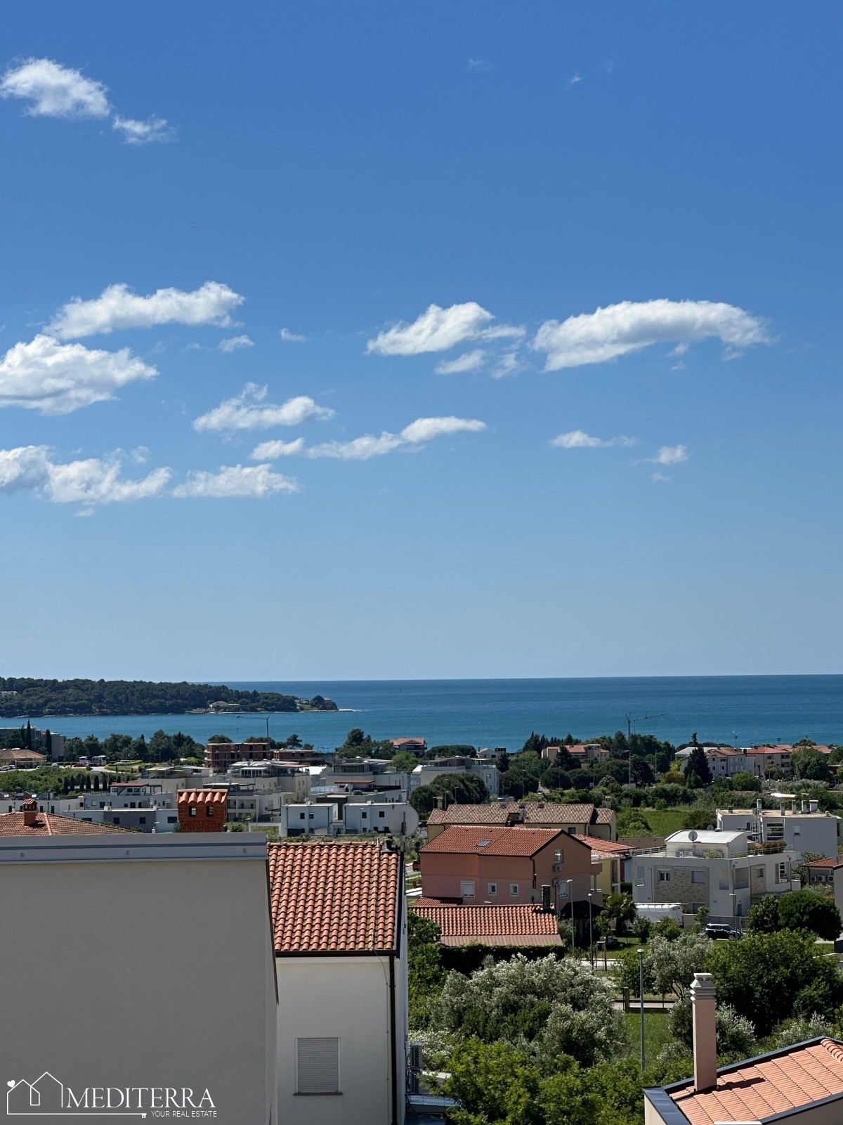 Dvosobno stanovanje s čudovitim pogledom na morje, Novigrad, Istra