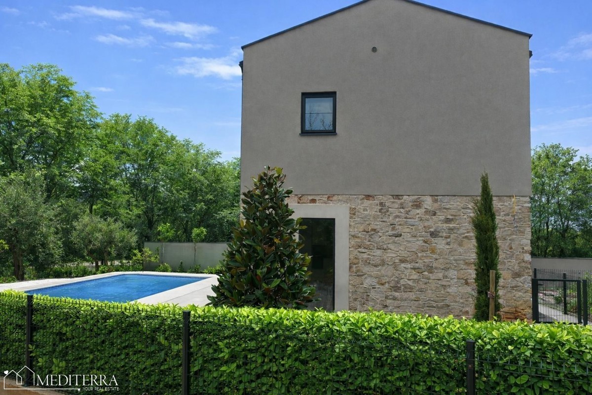 Novogradnja na izredni lokaciji, Novigrad, Istra, PRILIKA