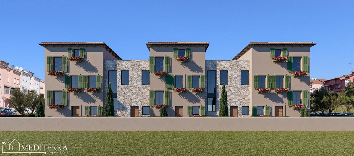 Trisobna vrstna hiša z zasebnim vrtom, Poreč, Istra