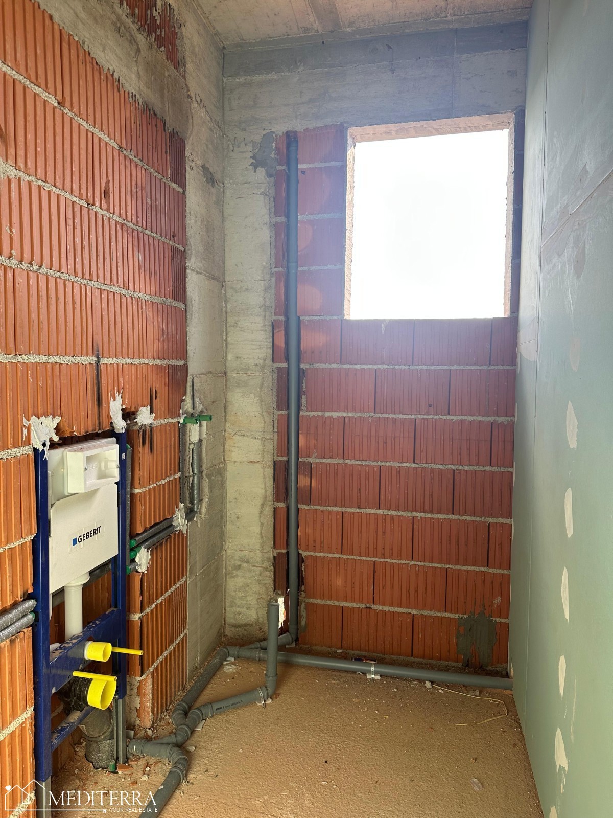 Trisobna vrstna hiša z zasebnim vrtom, Poreč, Istra