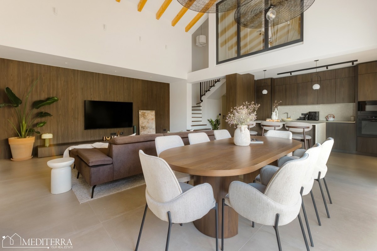 Istra, Kaštelir-Labinci – Moderna vila v istrskem slogu s panoramskim pogledom na morje