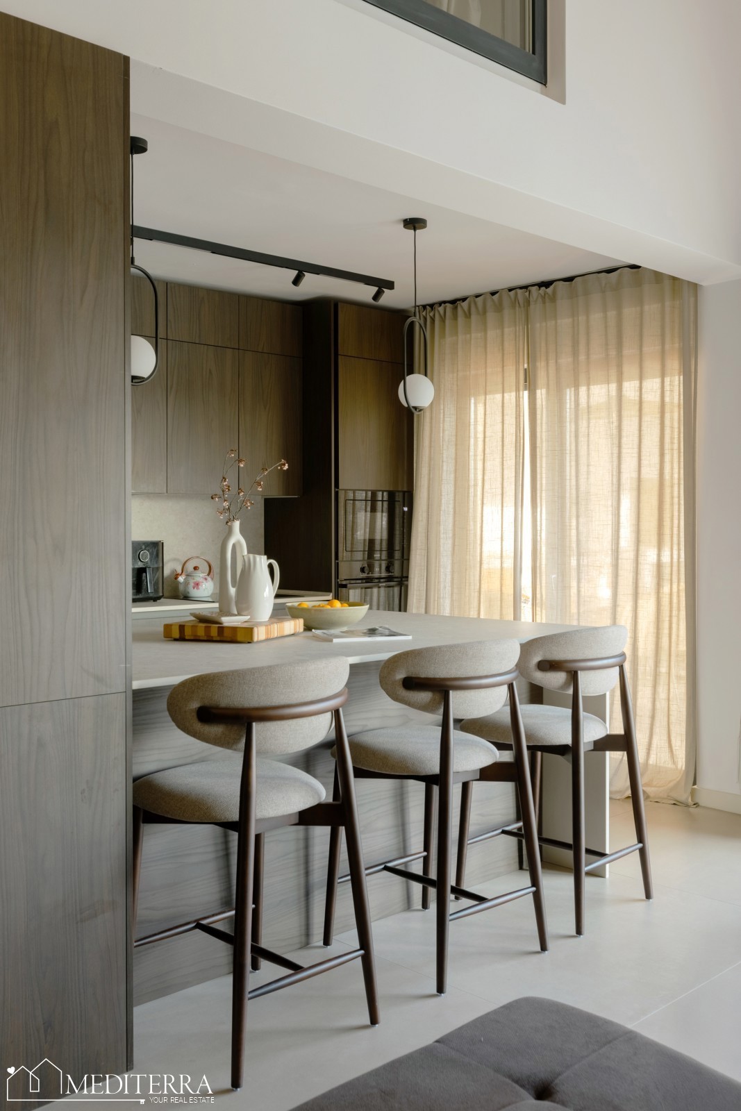 Istra, Kaštelir-Labinci – Moderna vila v istrskem slogu s panoramskim pogledom na morje