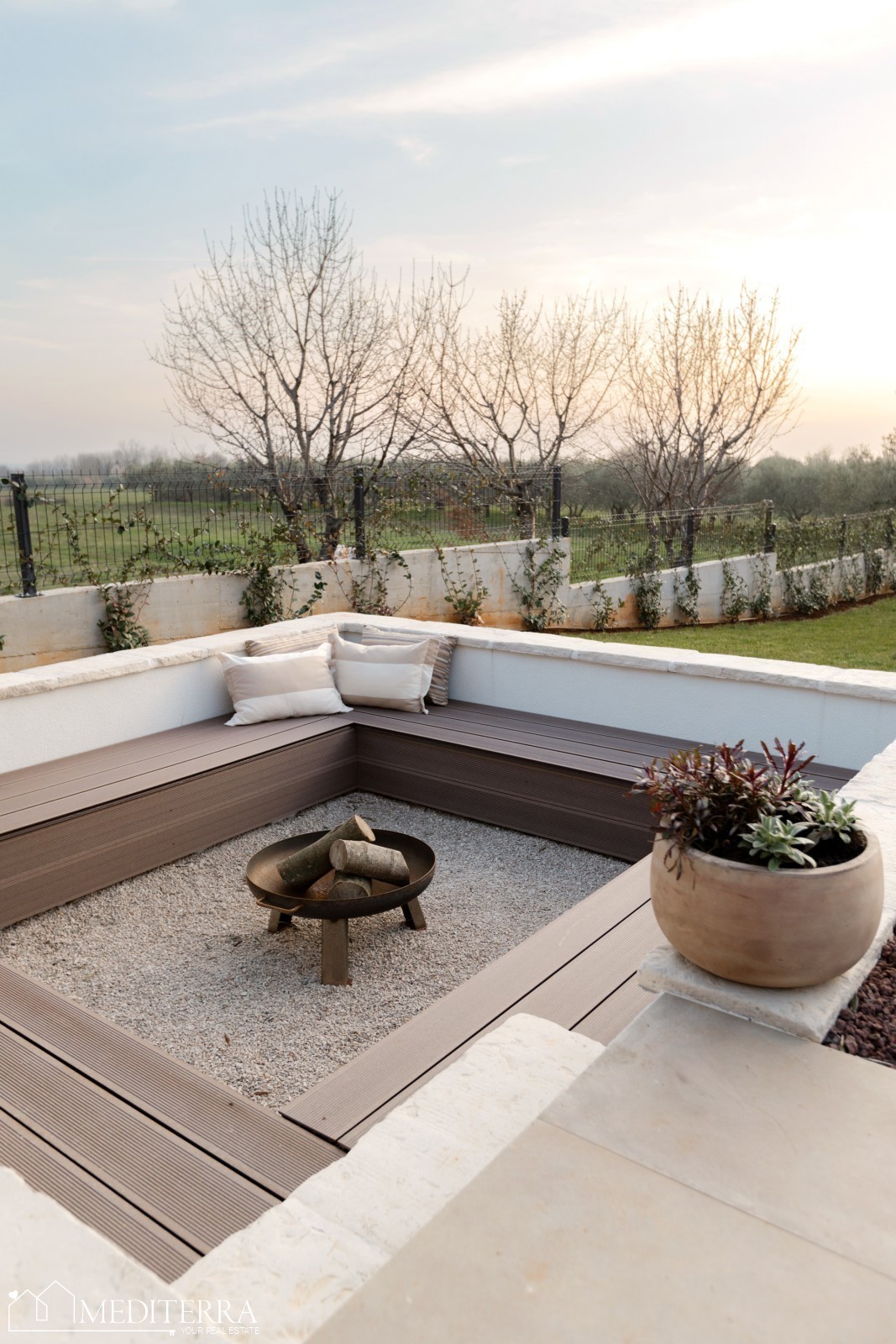 Istra, Kaštelir-Labinci – Moderna vila v istrskem slogu s panoramskim pogledom na morje