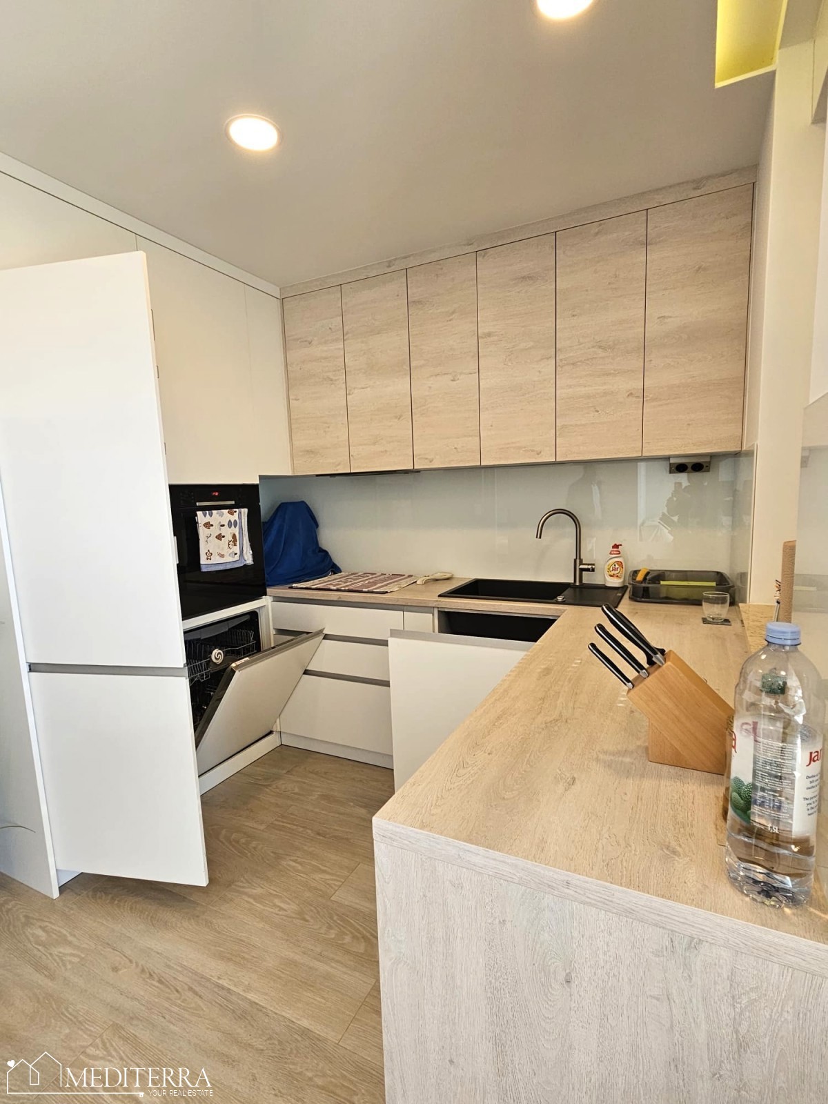 Privlačno stanovanje – Odlična lokacija v Novigradu