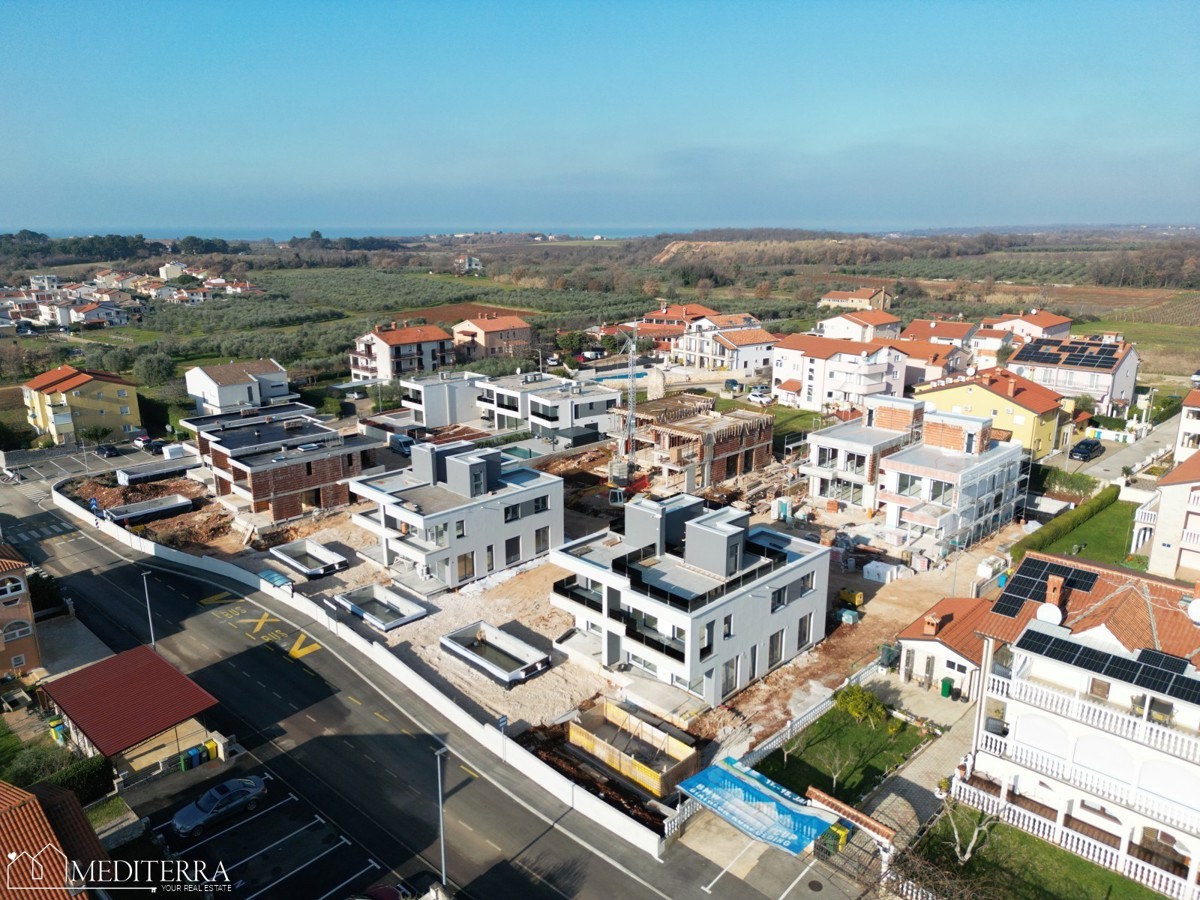 Contessa Residence 4., novogradnja z bazenom, Novigrad, Istra