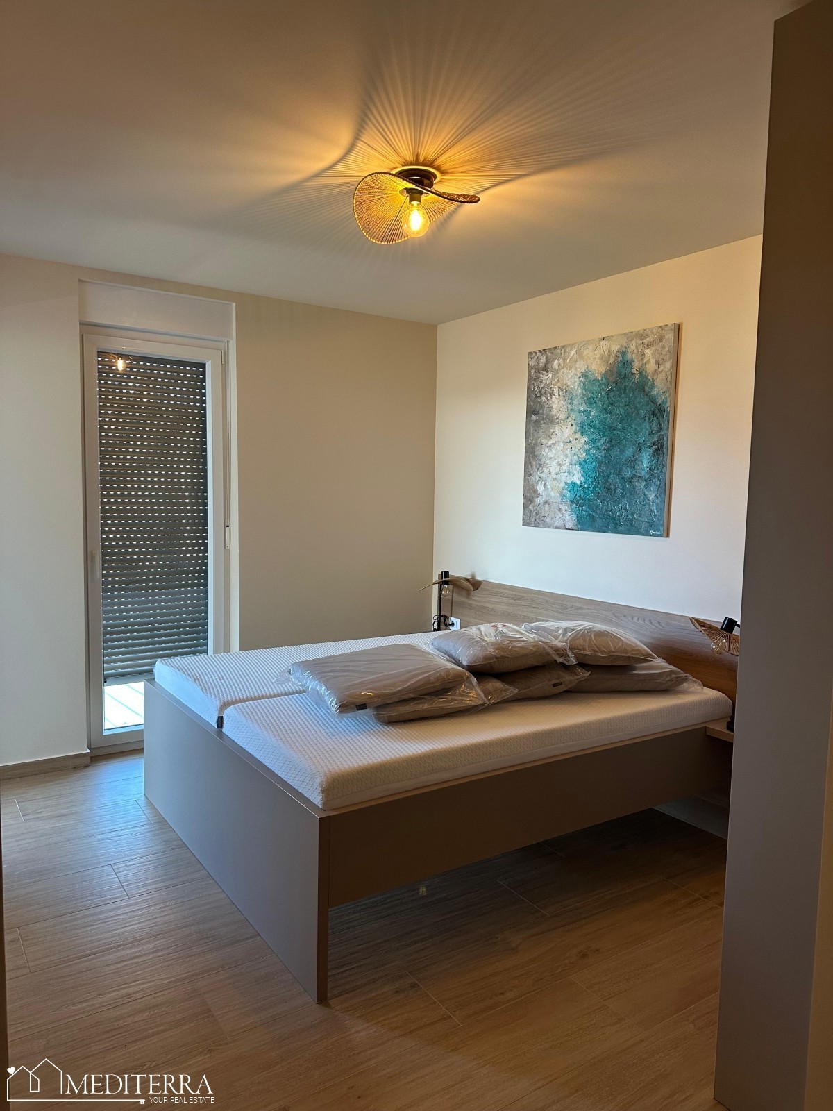 Apartma S4 v 1. nadstropju moderne novogradnje, Novigrad Istra