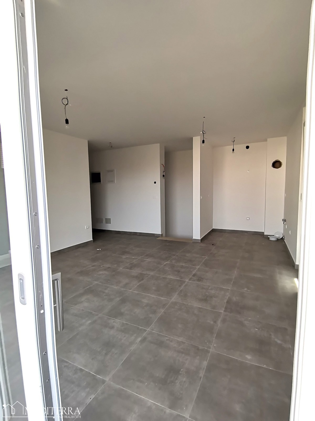Apartma S4 v 1. nadstropju moderne novogradnje, Novigrad Istra