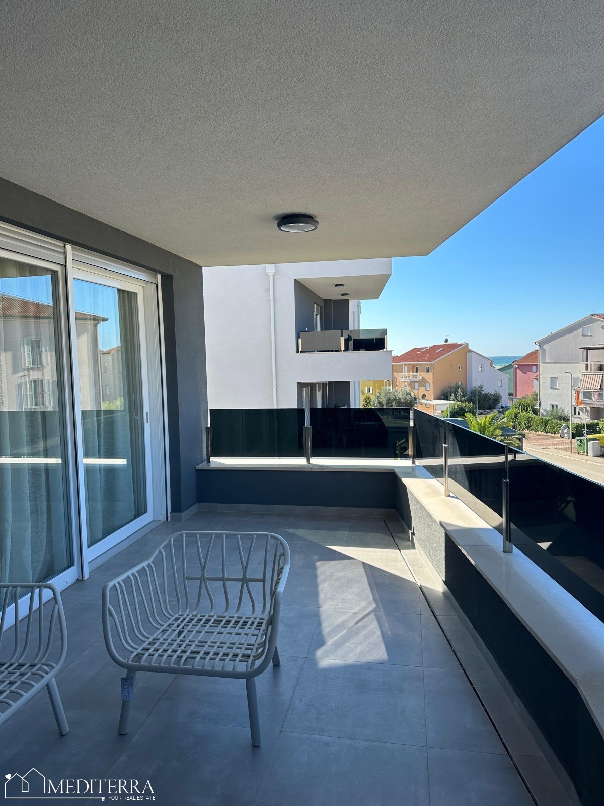 Apartma S4 v 1. nadstropju moderne novogradnje, Novigrad Istra